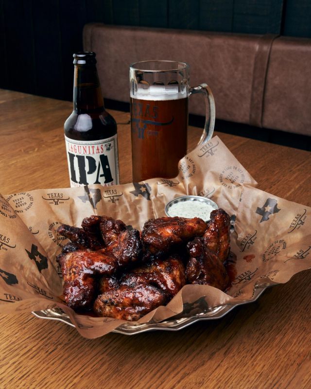 LILL-LÖRDAG! Sväng förbi och fira denna onsdag med wings och öl efter jobbet 🍻🍻