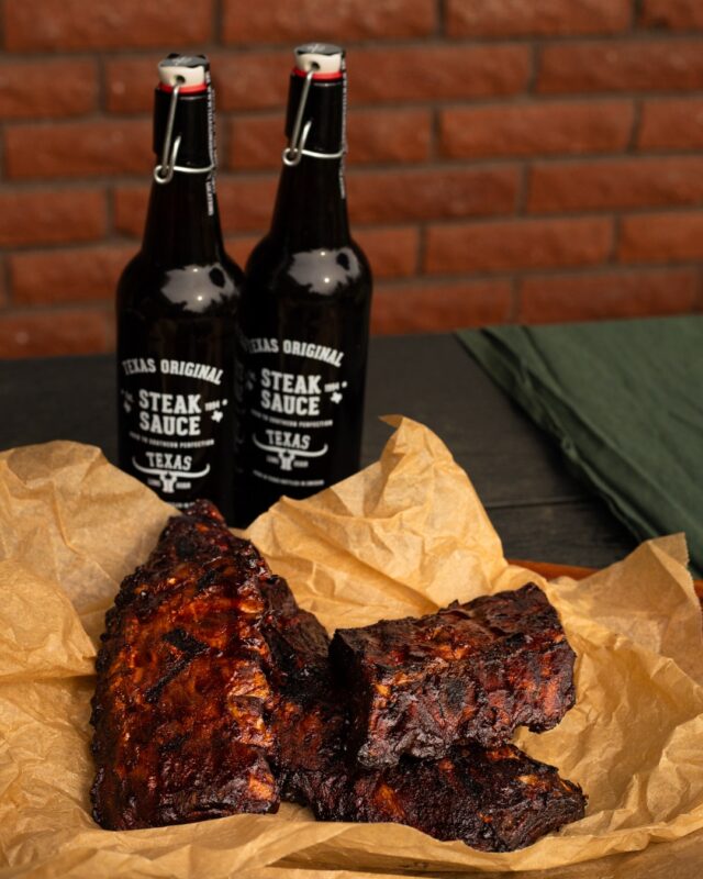 Middagsbjudning? Kött och sås. Fredagsmys? Kött och sås. Vardagsmiddag? Kött och sås!

Gör livet lite enklare med Texas Longhorn Ribs och BBQ-såser 🍖

#bbq #texaslonghornribs #bringtexashome #revbensspjäll