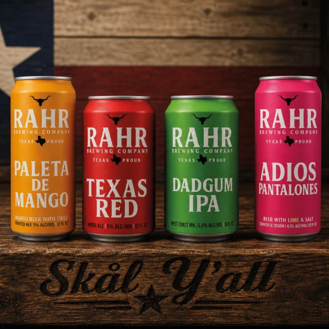 SKÅL Y’ALL 🤠

Ny öl direkt från Fort Worth, Texas 🇺🇸
Bryggd i hjärtat av Texas och serveras exklusivt på våra restauranger!

Limited supply! – när de är slut, så är de slut.

Passa på att testa en medan du kan!

Självklart finns alkoholfria alternativ.

Vilken testar du först? 👇